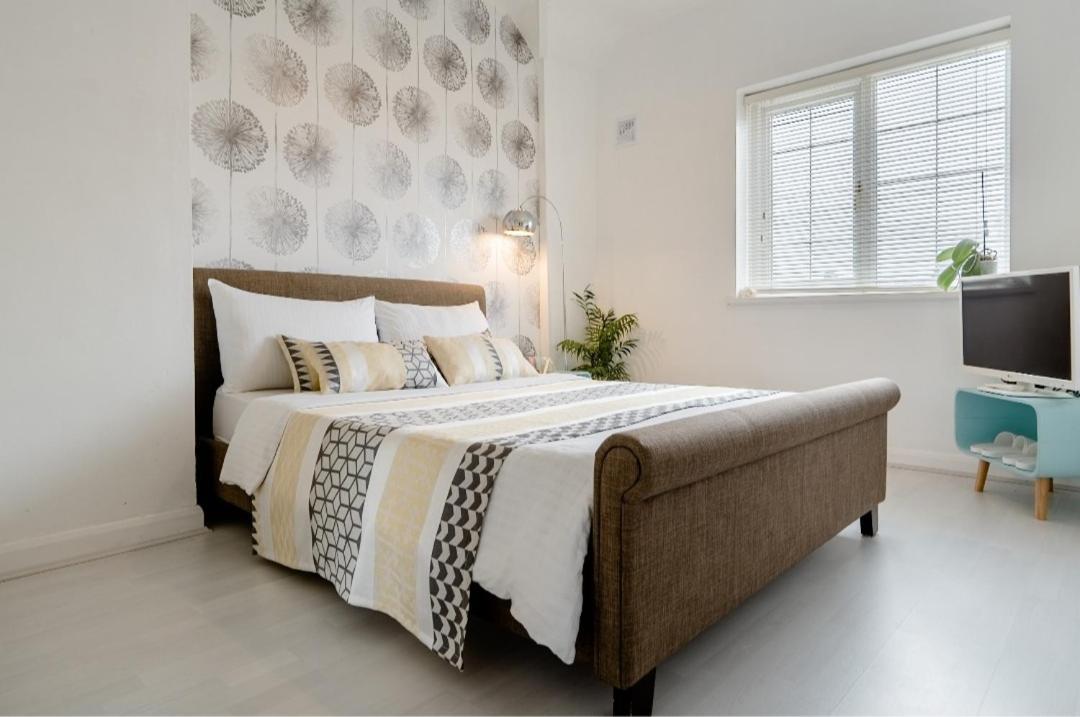 Tropical Garden Oasis Rooms Birmingham Esterno foto